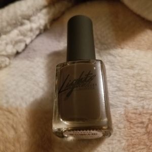Lights Lacquer Olivia